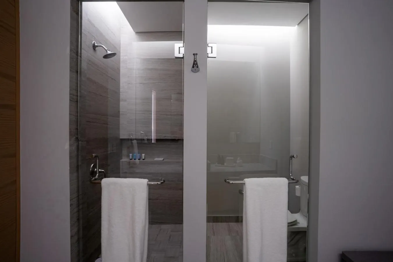 3Br Luxury Condo W/ Private Rooftop Pool & Gym プレヤデルカーメン