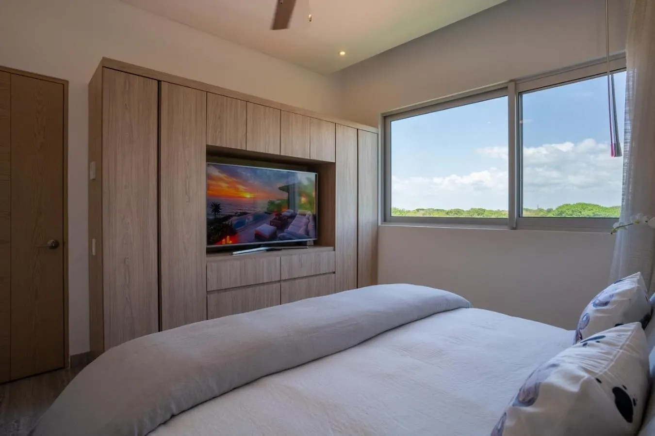 アパート 3Br Luxury Condo W/ Private Rooftop Pool & Gym プレヤデルカーメン