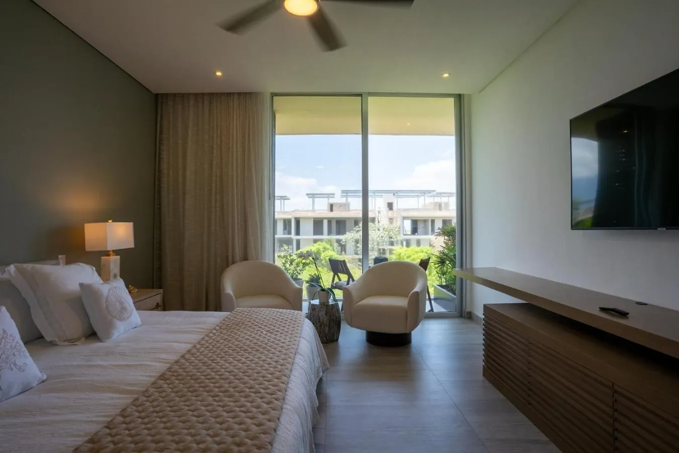 3Br Luxury Condo W/ Private Rooftop Pool & Gym プレヤデルカーメン 0*,