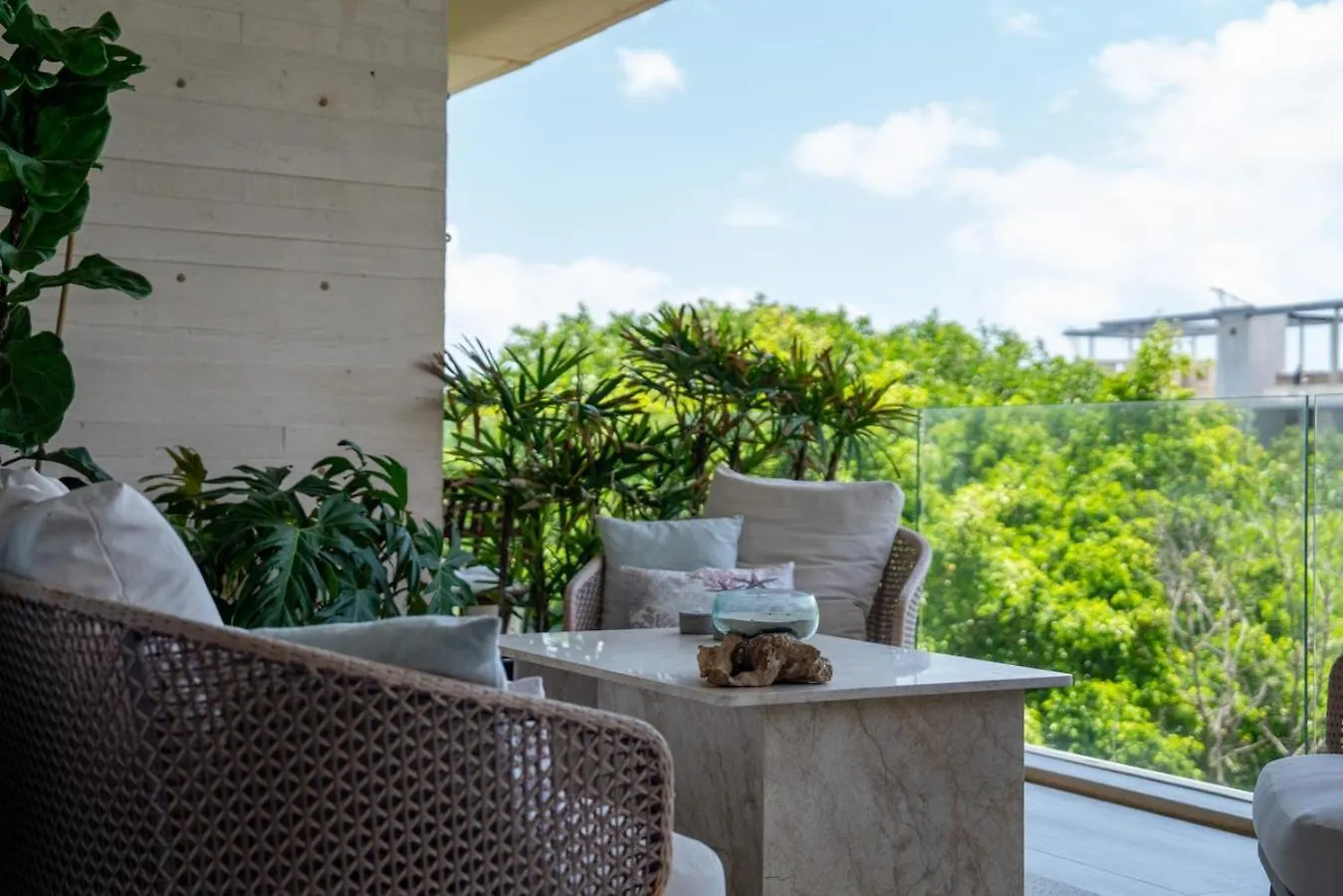 アパート 3Br Luxury Condo W/ Private Rooftop Pool & Gym プレヤデルカーメン