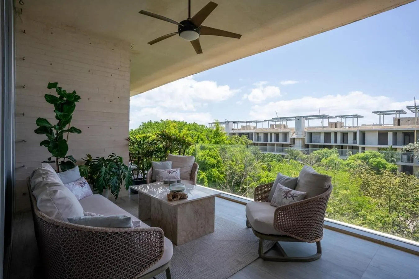 3Br Luxury Condo W/ Private Rooftop Pool & Gym プレヤデルカーメン アパート